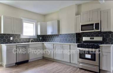 Main picture of 374 E Westfield Ave