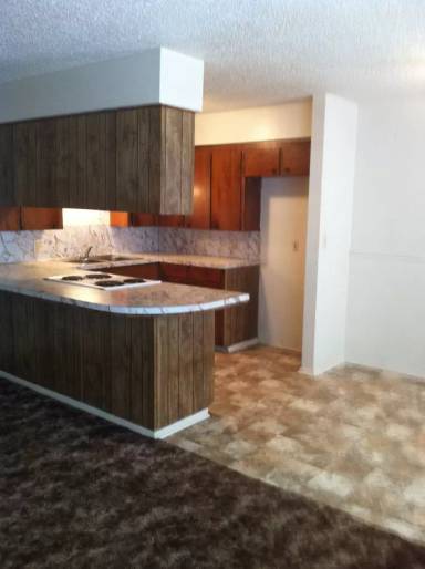 Main picture of 604 N Redbud St