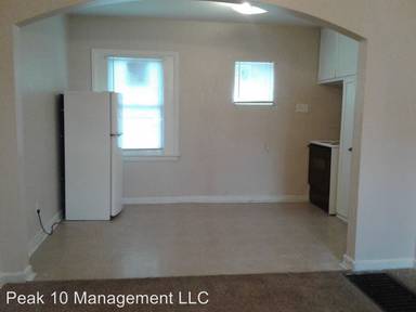 Main picture of 952 N Oliver Ave