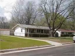 Main picture of 1924 S Wedgewood Ave
