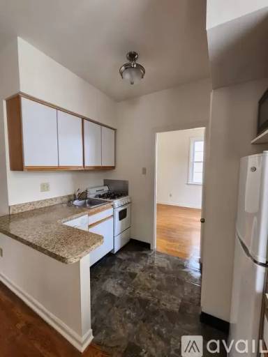 Main picture of 501 S 13th St