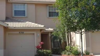 Main picture of 6392 Park Lake Cir