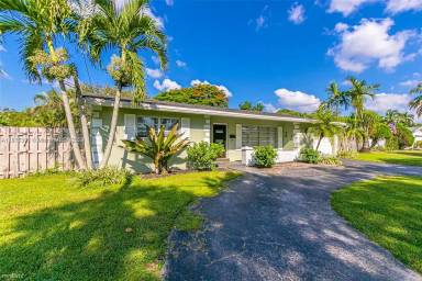 Main picture of 481 SW 55th Ter