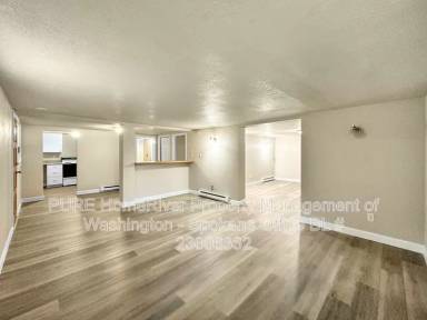 Main picture of 634 E 23rd Ave
