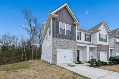 Main picture of 174 Mackenzie Way