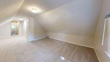 Main picture of 3018 E 128th St