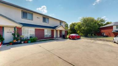 Main picture of 4011 Madison Dr