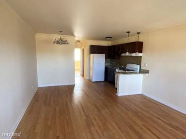 Main picture of 8500 Waukegan Rd