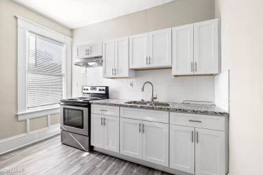 Main picture of 619 S Peachtree St