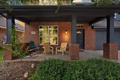 Main picture of 1708 Kittyhawk Dr