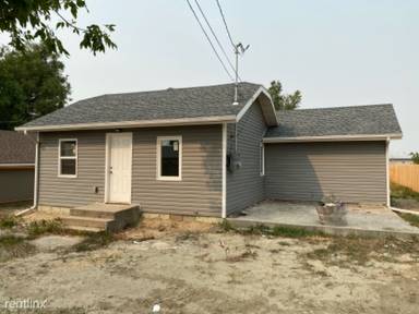 Main picture of 709 Winemiller Ln