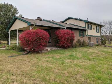 Main picture of 2181 Raymond Rd