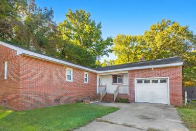 Main picture of 1336 Great Bridge Blvd