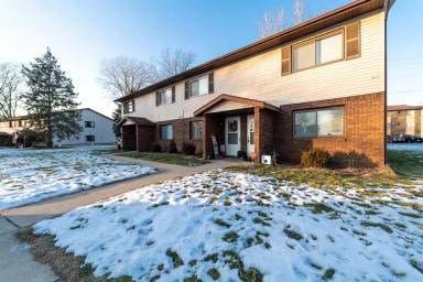 Main picture of 2573 Parkview St
