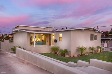 Main picture of 3564 Oliphant St