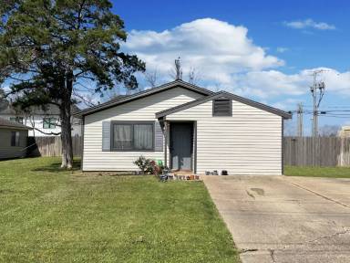 Main picture of 203A Richards St