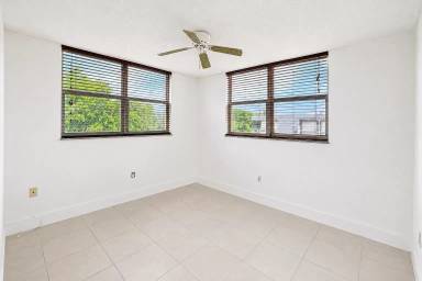 Main picture of 9101 Lime Bay Blvd