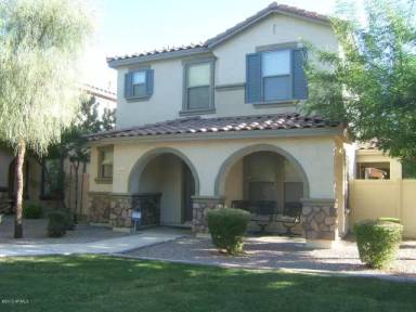 Main picture of 5848 E Grove Ave