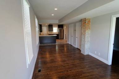 Main picture of 3113 S 21st St
