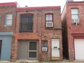 Main picture of 618 A St NE