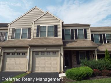 Main picture of 690 Stoverdale Rd