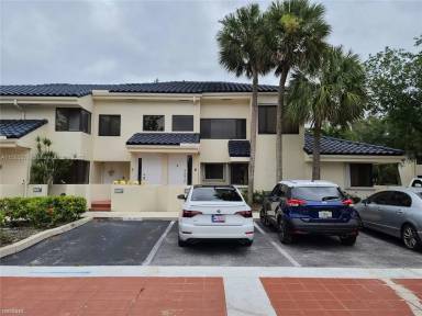 Main picture of 8015 NW 15th Mnr