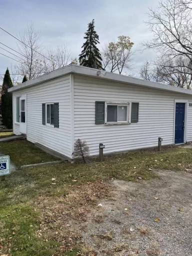 Main picture of 8137 Macomb Street