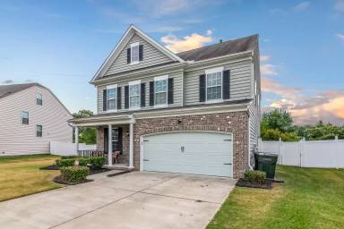 Main picture of 65 Kilverstone Way