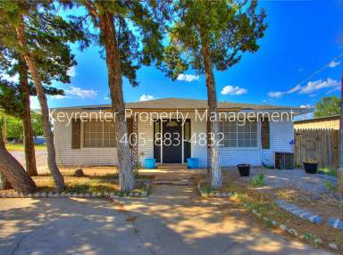 Main picture of 3603 SW 12th St