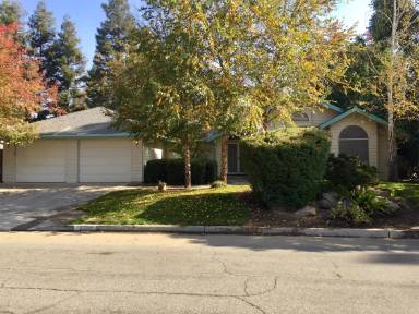 Main picture of 7188 N Geraldine Ave