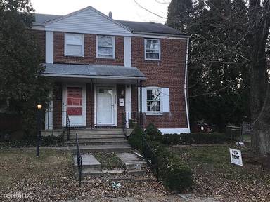 Main picture of 2004 S 6th St