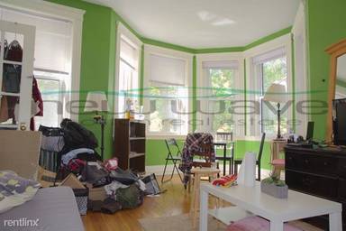 Main picture of 195 Park Dr