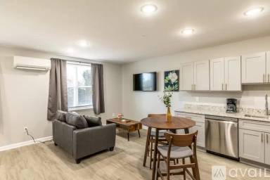 Main picture of 1329 Riverdale Dr