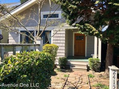 Main picture of 2415 Nob Hill Ave N