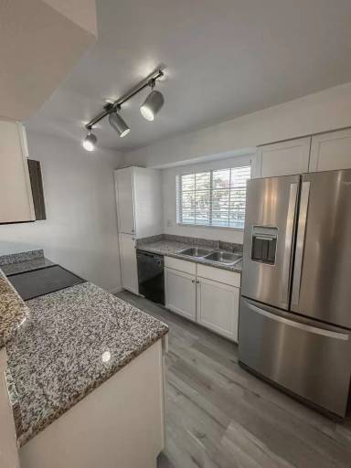 Main picture of Dolce by the Lakes