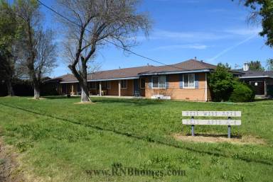 Main picture of 2011 Bell Ave