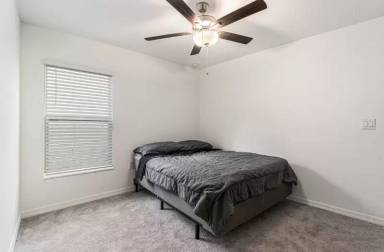 Main picture of 1700 Red Loop