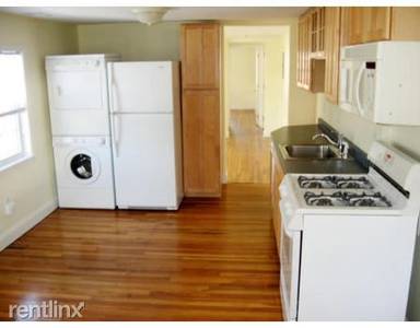 Main picture of 37 Taylor St