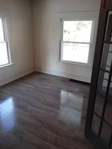Main picture of 830 Penn St