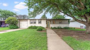 Main picture of 4204 37th St