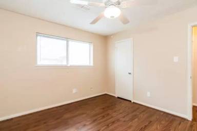 Main picture of 10123 Sagerock Dr
