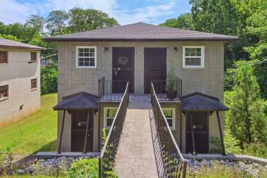 Main picture of 239 Sciple Ter NW