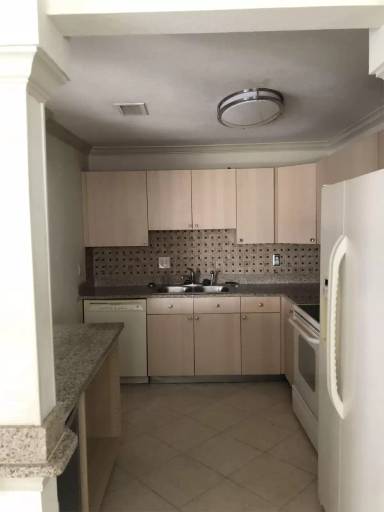 Main picture of 3948 Versailles Dr
