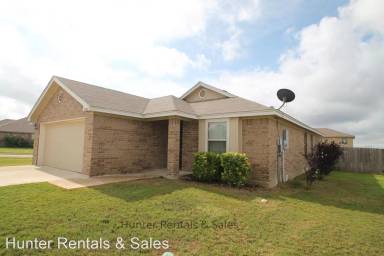 Main picture of 2702 Camp Cooper Dr