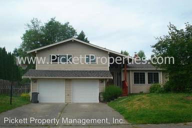 Main picture of 2330 NE Ridgewood St