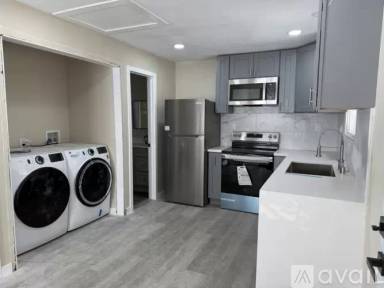 Main picture of 22740 Avalon St