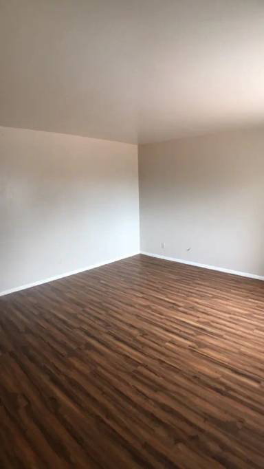 Main picture of 7525 E Diamond St