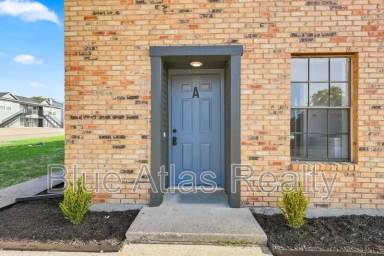 Main picture of 8108 Foxfire Ln