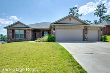 Main picture of 5660 North Brook Dr