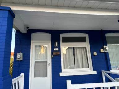 Main picture of 813 10th St